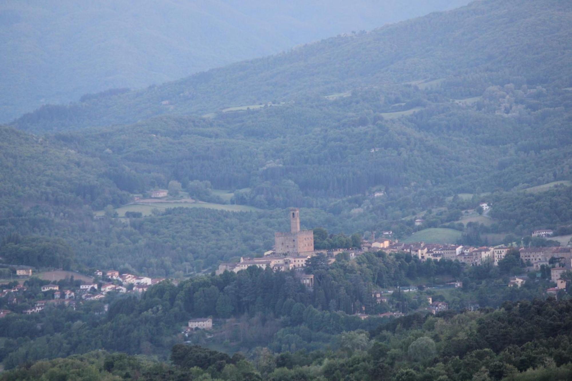 Fattoria Di Belvedere Поппи Экстерьер фото