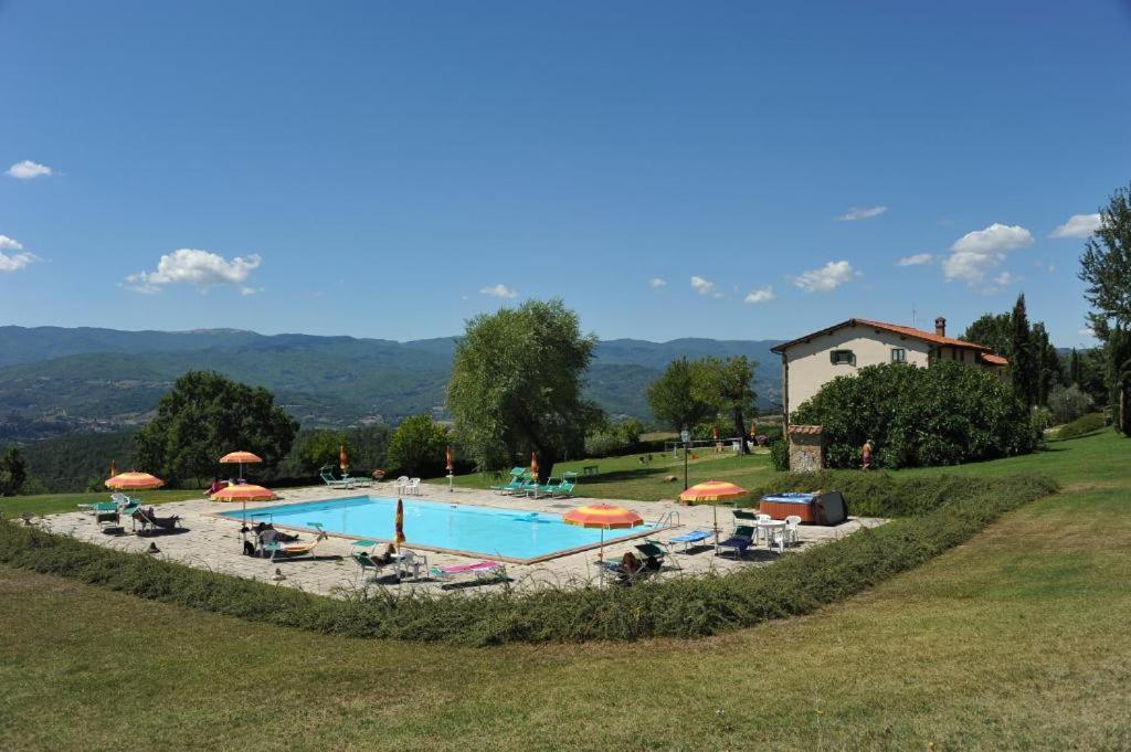 Fattoria Di Belvedere Поппи Экстерьер фото