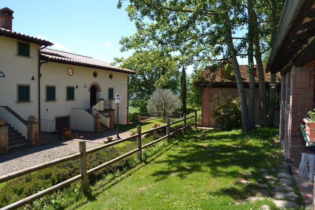 Fattoria Di Belvedere Поппи Экстерьер фото